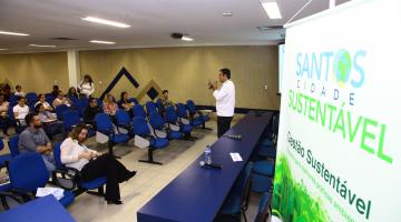 Evento informa sobre a lei da reciclagem