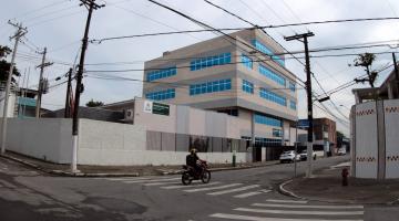 rua da vila gilda com policlínica ao fundo. #paratodosverem