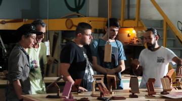 Ecofábrica Criativa de Santos abre vagas para curso de marcenaria artesanal para iniciantes