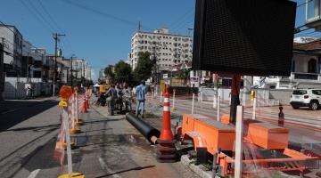 canteiro de obras na avenida #paratodosverem 