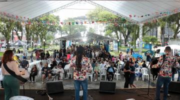 Oficinas culinárias e shows dão o tom no segundo dia do Festival do Imigrante em Santos