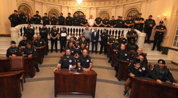 guardas homenageados na sala princesa isabel #paratodosverem