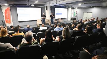 Lançamento do Programa ELI. #Paratodosverem