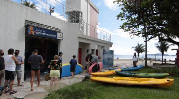 escola de esportes náuticos com caiaques. #paratodosverem