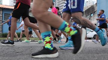 Corrida em Santos transforma esporte em espaço de convivência e acessibilidade