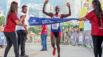 Com 1,5 mil competidores, Meia de Santos tem quenianos campeões e recorde de paratleta da Fupes