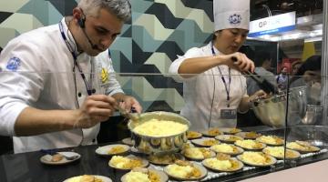 Aula do restaurante-escola de Santos é uma das atrações de feira internacional de turismo