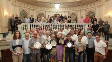 Dia do Surfista rende homenagens a profissionais que contribuíram com o esporte em Santos