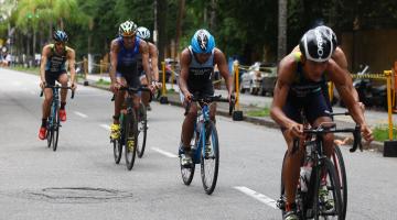 Brasileira e argentino vencem o Triathlon Internacional de Santos