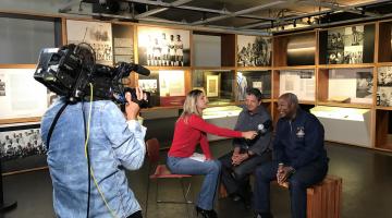 Museu Pelé é cenário para entrevista ao vivo com Manoel Maria e Edu
