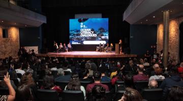 Representante da Unesco destaca pioneirismo mundial de Santos na abertura de evento sobre cultura oceânica