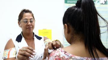 Mais de 2,2 mil estão com a vacina de HPV atrasada em Santos