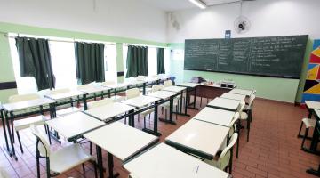 Duas escolas em Santos passam por reparos