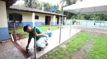 Nova área coberta garantirá atividades a alunos em dias chuvosos