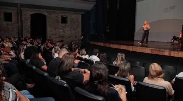 Parceria garante curso sobre saúde mental para educadores da rede municipal de Santos