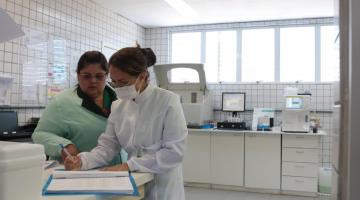 Profissionais médicos. #Paratodosverem