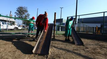 Playground na Vila Haddad tem brinquedos restaurados 