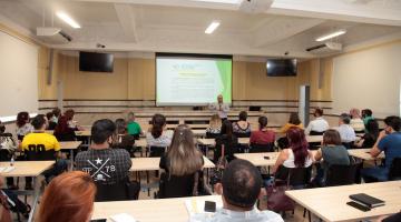 servidores assistem a palestra #paratodosverem 