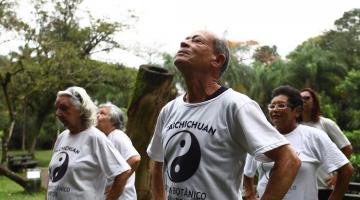 Começam as inscrições para as oficinas de tai chi chuan na Lagoa da Saudade em Santos