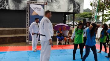 Aula de jiu jitsu no Quebra-Mar. #Paratodosverem.