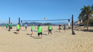 pessoas jogando vôlei #paratodosveren