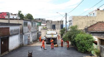 Mais uma rua da Vila Progresso é contemplada com repavimentação