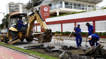 Obras na Ponta da Praia começam pelo alargamento de calçadão