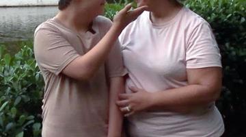 mãe e filho se abraçam #paratodosverem