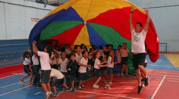 Escola em morro de Santos e Jardim Botânico também tiveram atrações da Semana Mundial do Brincar