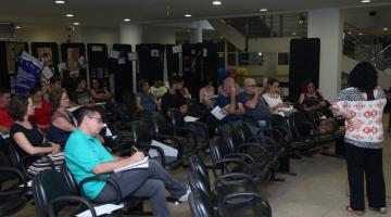 Encontro informa sobre censo e debate questões sobre pessoas em situação de rua  