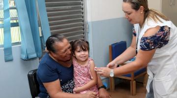 Saúde conclui vacinação no Macuco e Embaré