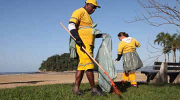 Reforço de limpeza das praias começa nesta sexta   