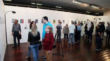 Fotógrafo Tom Leal abre exposição sobre a Vila Mathias