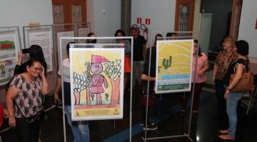 Alunos de Santos são premiados em concurso de desenho Arte na Capa