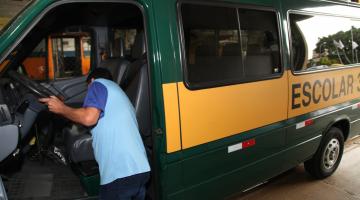 Vans de transporte escolar de Santos devem passar por vistoria