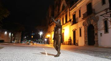 vista da praça barão do rio branco com estátua de josé bonifácio. #paratodosvere