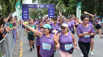 mulheres durante corrida #paratodosverem 