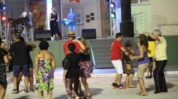 Bailes voltam à praia e Zona Noroeste neste fim de semana