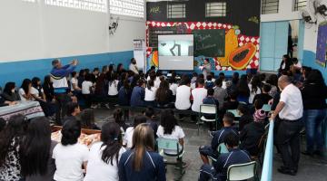 Feira Literária na Martins Fontes agrada estudantes e terá nova edição