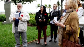 Tertúlia Poética homenageia Martins Fontes na orla da Pompeia