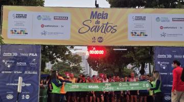 Mais de 5 mil atletas movimentam Santos em tradicional meia-maratona 