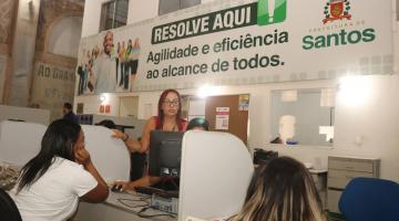 mulher é atendida no mutirão #paratodosverem