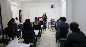 Curso ajuda santistas em busca do primeiro emprego ou recolocação no mercado; inscrições abertas