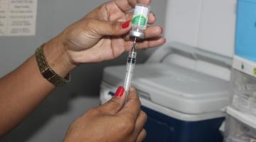 Feriados alteram esquema de vacinação em Santos
