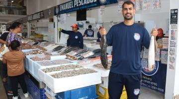 Mais de 40 toneladas de tainha e sardinha já foram vendidas em festivais do Mercado de Peixes de Santos