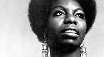 Nina Simone, em close up. #Pracegover