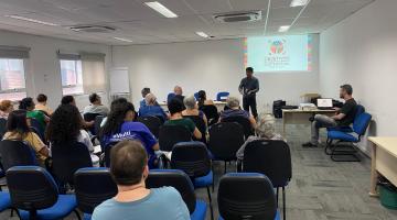 foto da reunião #paratodosverem