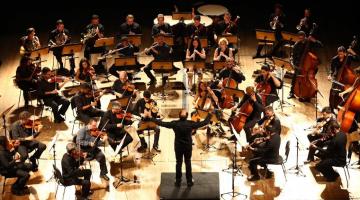 Sinfônica de Santos e Coral Municipal fazem concerto no Sesc