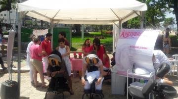 Ação no Gonzaga sensibiliza para a prevenção do câncer de mama 