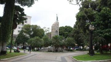 foto panorâmica da praça #paratodosverem 